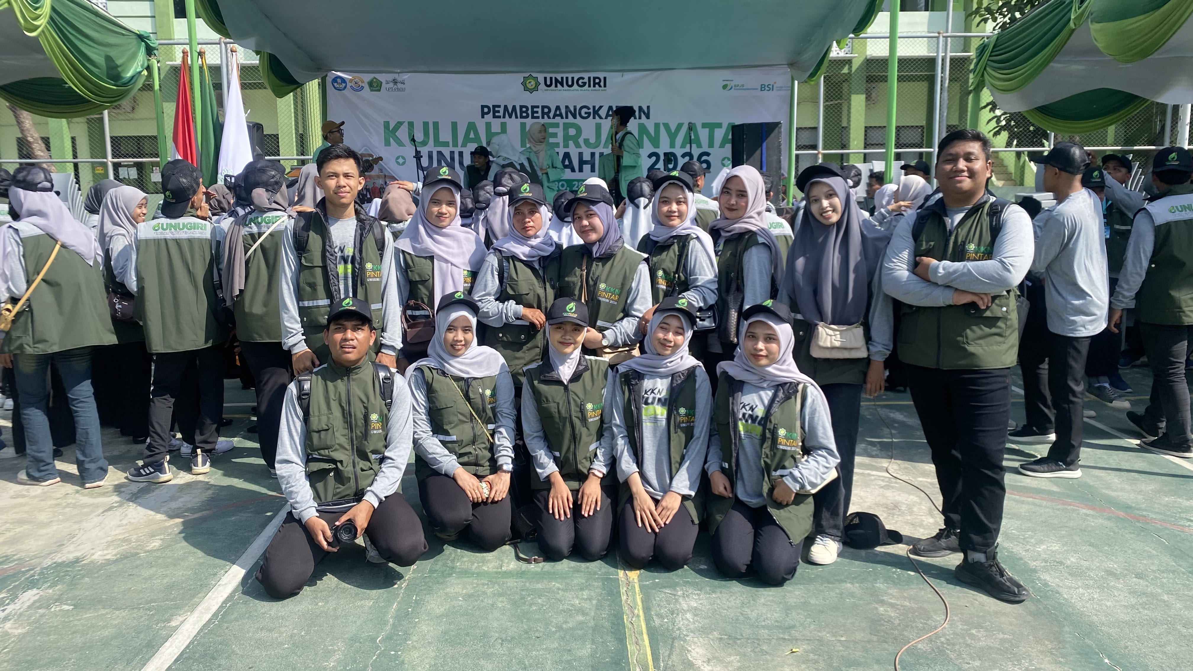 Universitas Nahdlatul Ulama Sunan Giri Bojonegoro Resmi Memberangkatkan Kelompok 49 KKN Pintar Tahun 2026