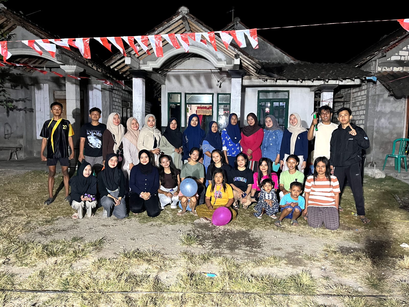 Semarak HUT ke-81 RI, KKN 49 UNUGIRI Kesongo dan Kartar Gelar Beragam Lomba di Dusun Puthuk RT 03